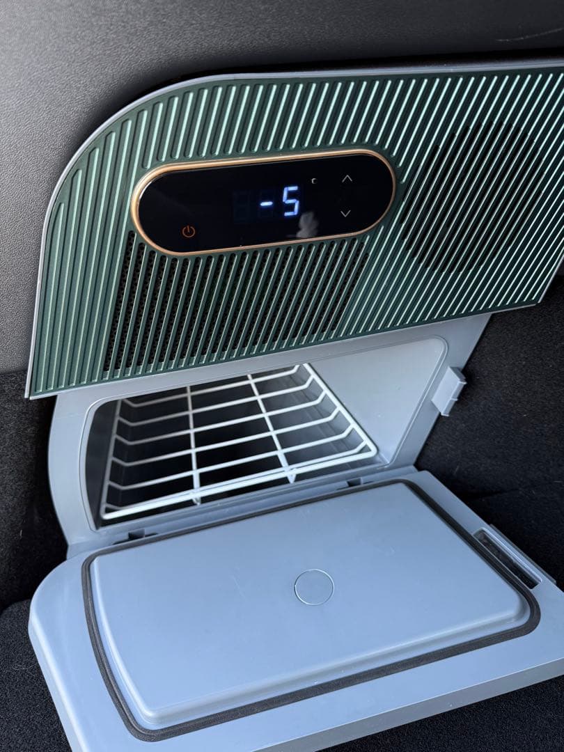 TESLA/テスラ　TEMAI モデルY トランク冷蔵庫