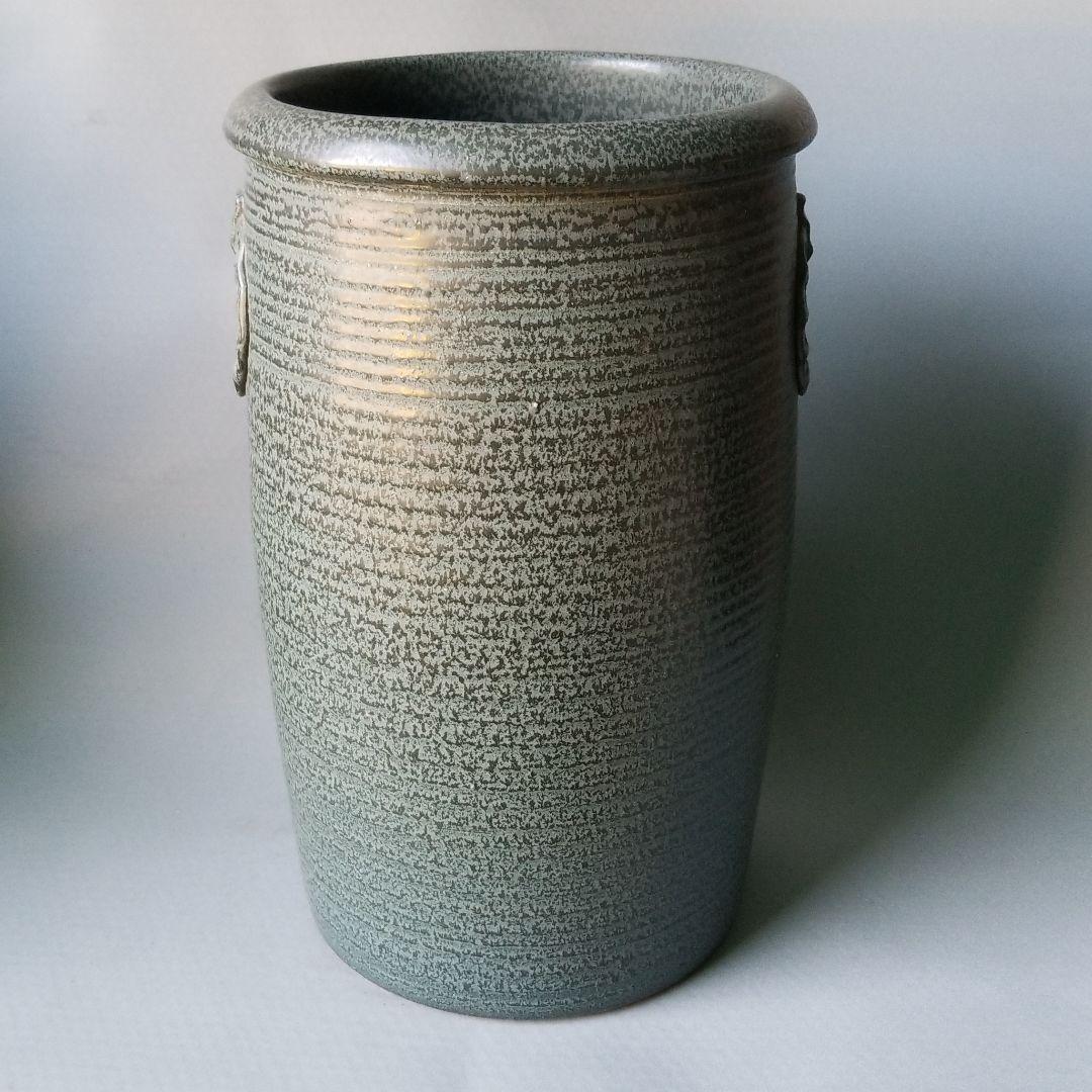 信楽焼傘立て  青胴丸耳付き 高さ４４cm