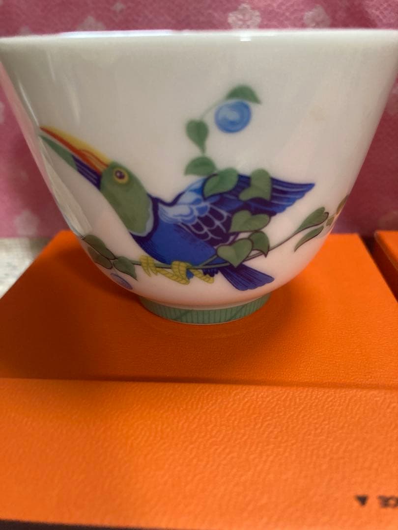 レア希少　HERMES ＊Toucans鳥の絵柄カップ2個箱付きセット