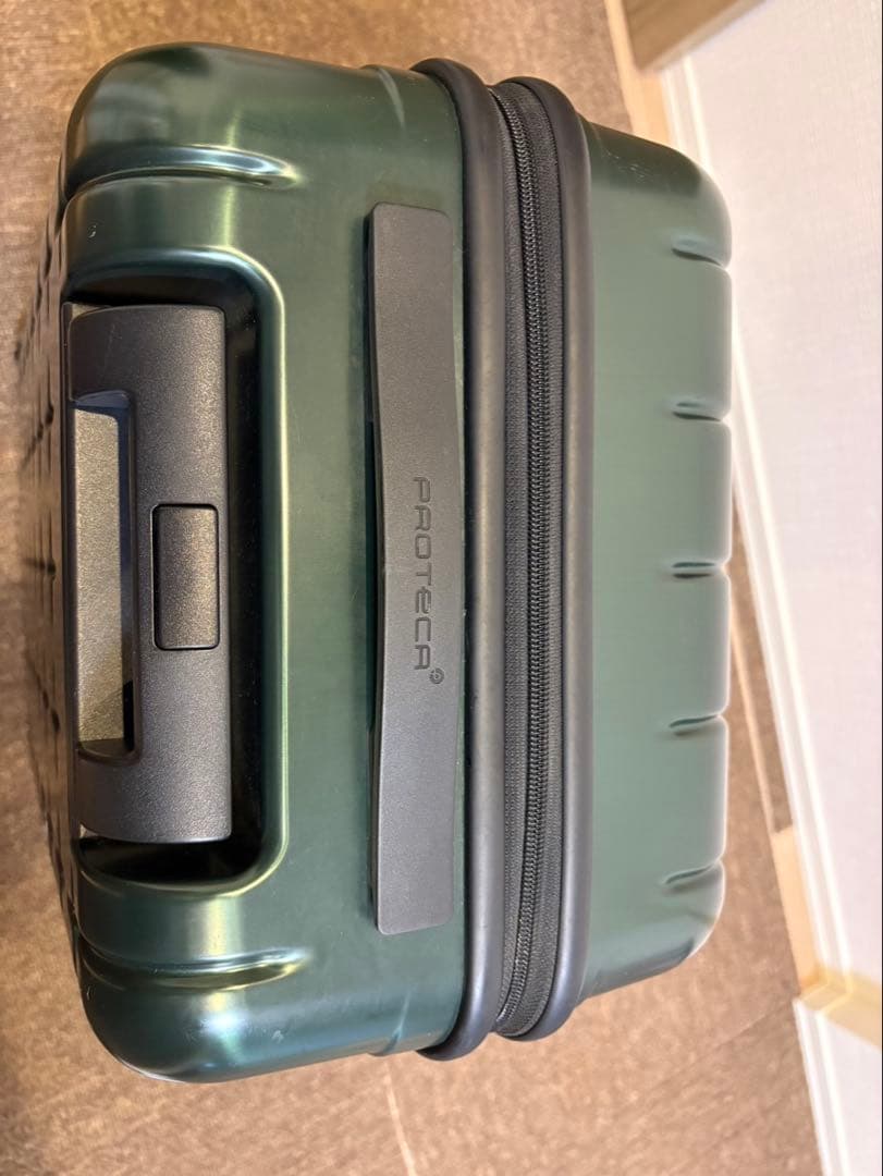 【機内持ち込み】PROTECA キャリーケース グリーン 32L
