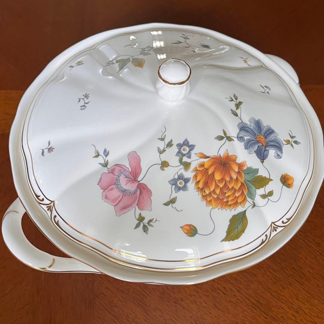 【黒壺美品】ウェッジウッド★ローズミード★カバードベジタブル（蓋付きチューリン）