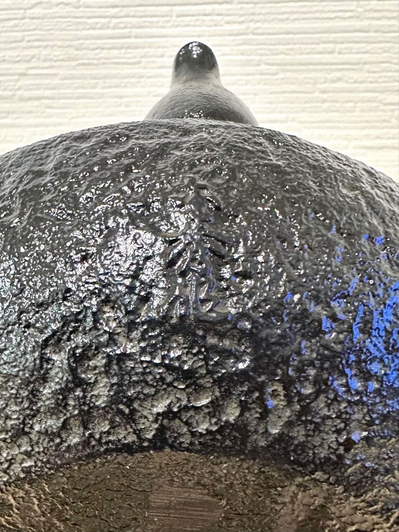 未使用品　南部及春鋳造　名工金秀造　捻鉉算盤形アラレ南部鉄瓶　南部鉄器　鉄瓶