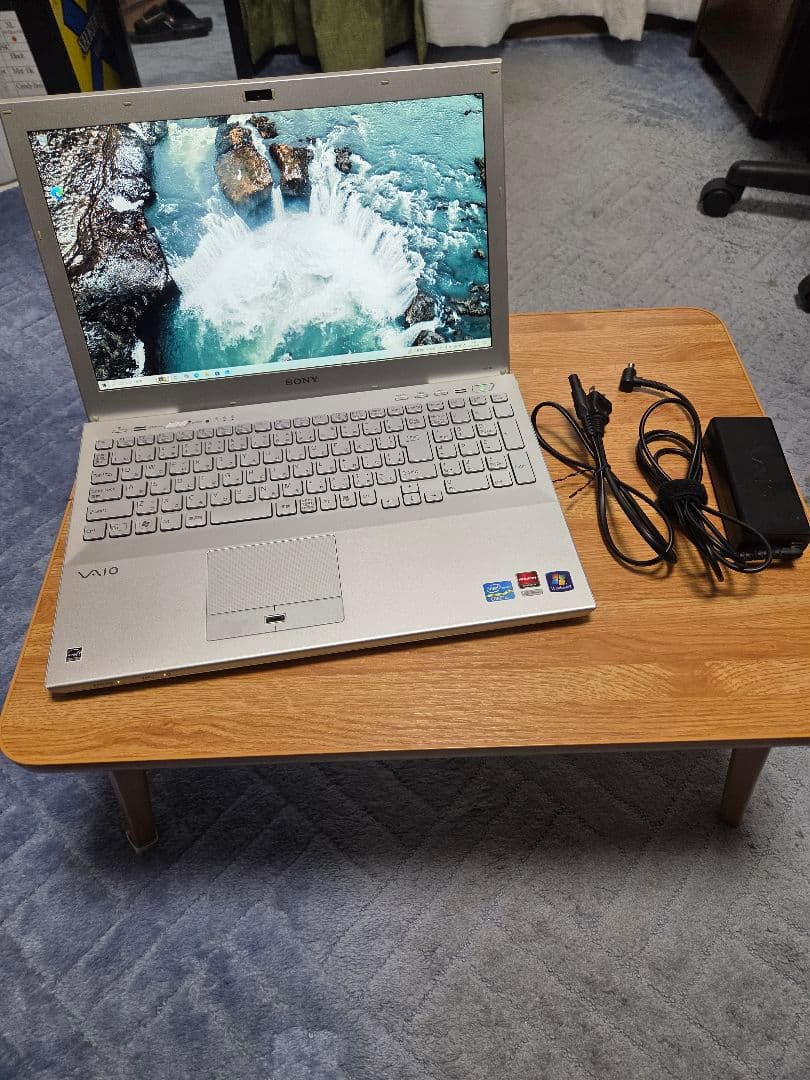 【ほぼ未使用】SONY VAIO ノートPC 15.5インチ　シルバー