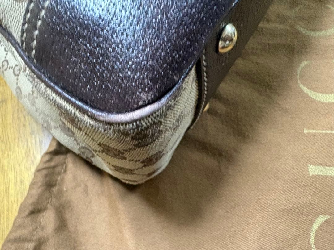 n*u様 GUCCI トートバッグ