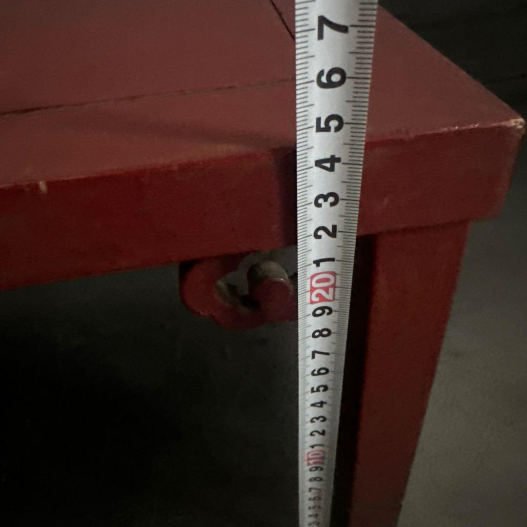 ヴィンテージ　赤い木製座卓　花台かもしれません