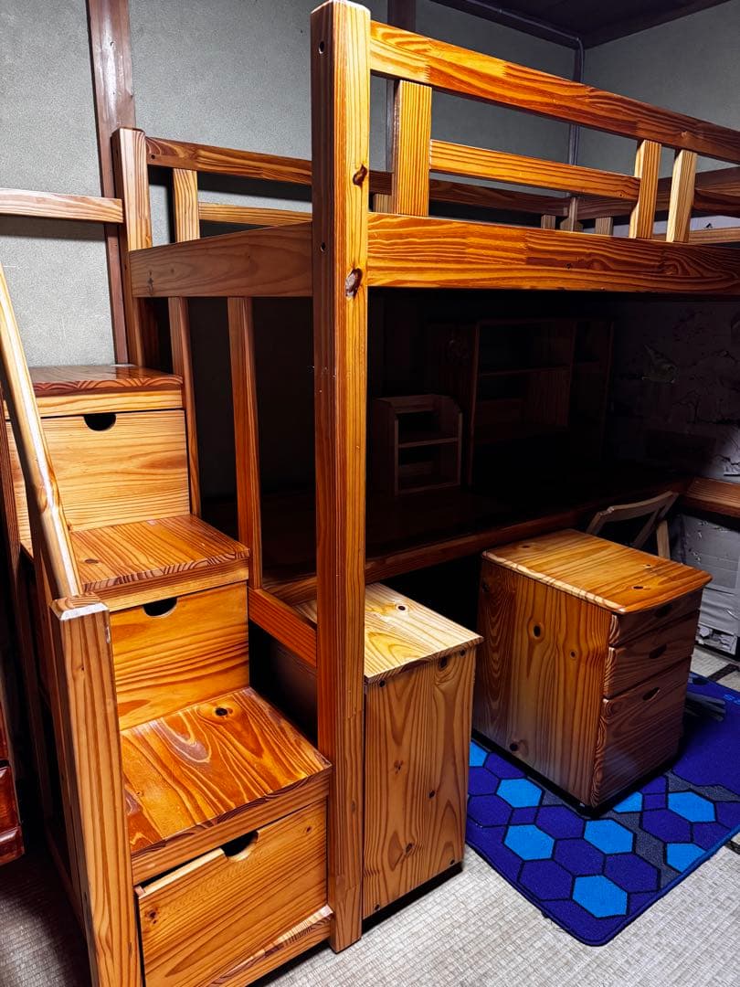 値下げ！引き取り限定！木製ロフトベッド 収納付きデスク