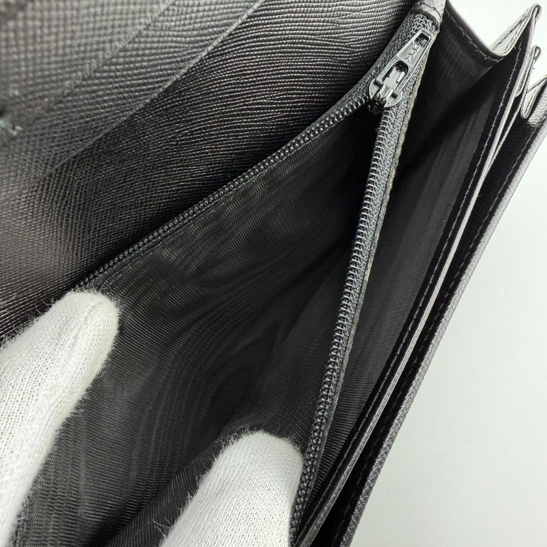 ✨美品✨ PRADA プラダ. 二つ折り 長財布 サフィアーノ レザー
