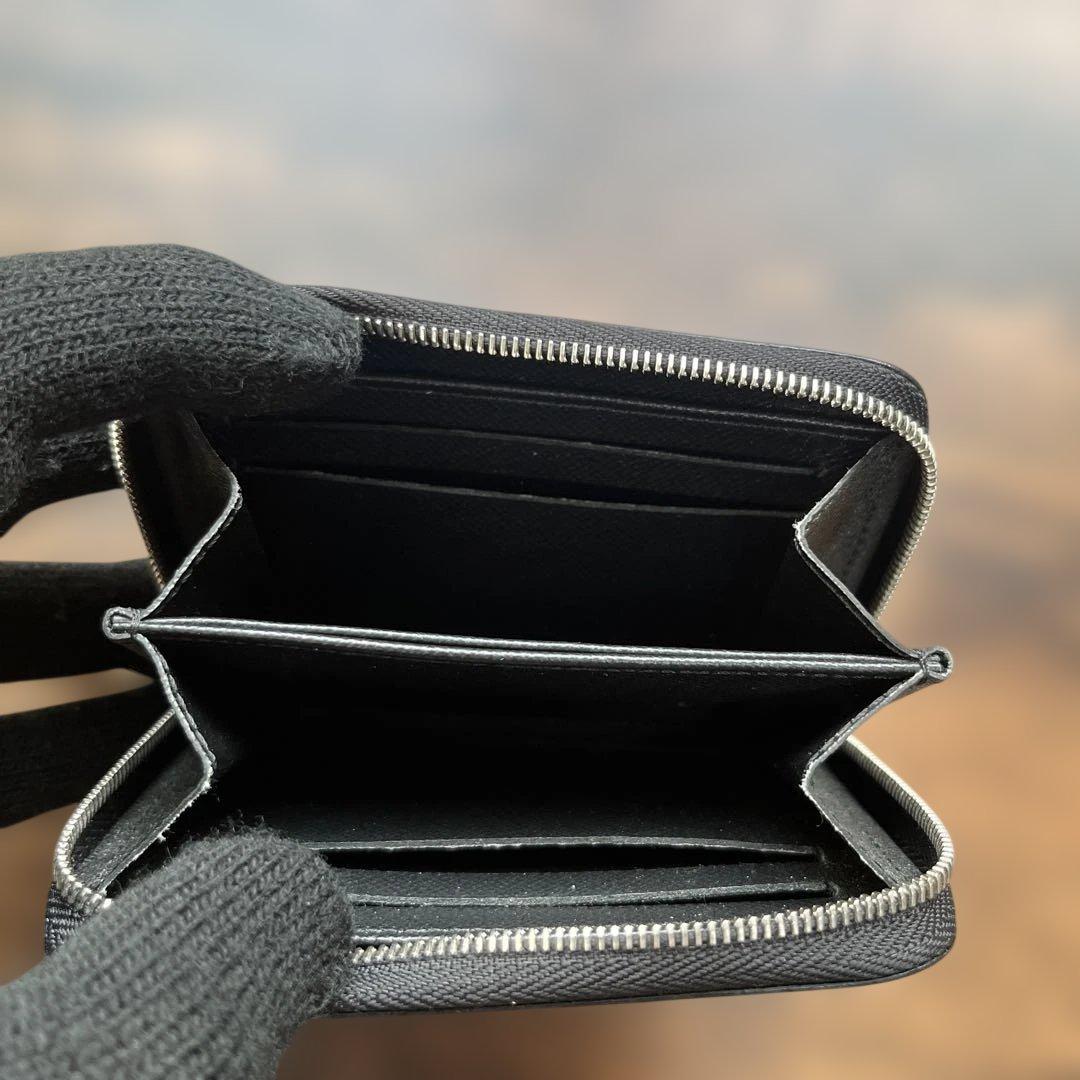 Louis Vuitton エピ　ジッピーパース