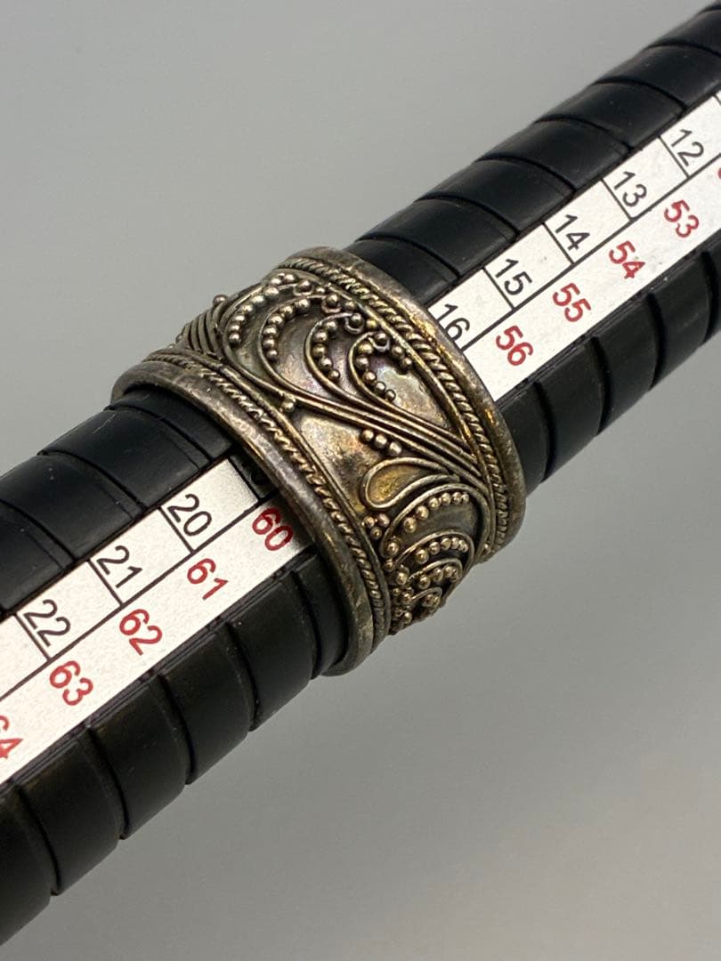 18号 ハンドメイド　 925銀　シルバーリング　男女兼用　ビンテージ　指輪