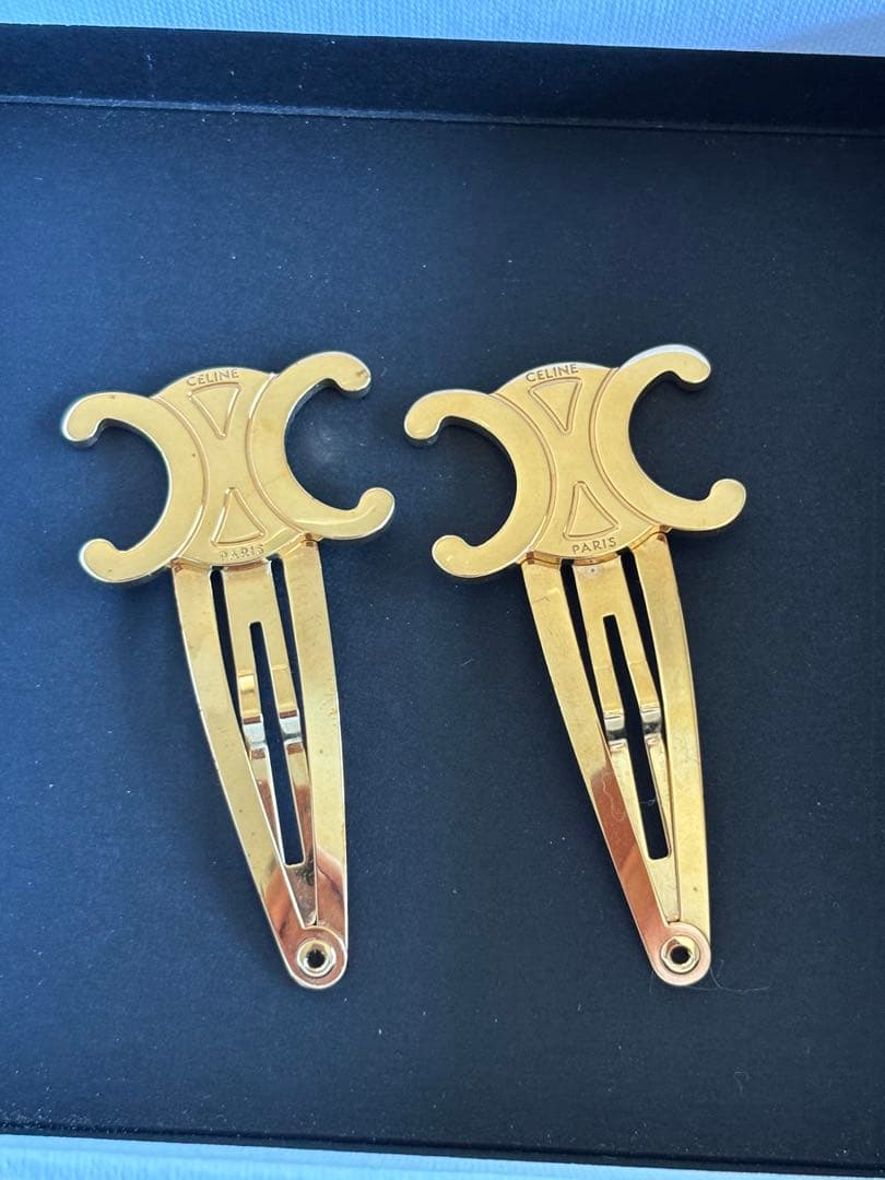 CELINE ゴールド ヘアクリップ 専用ポーチ付き