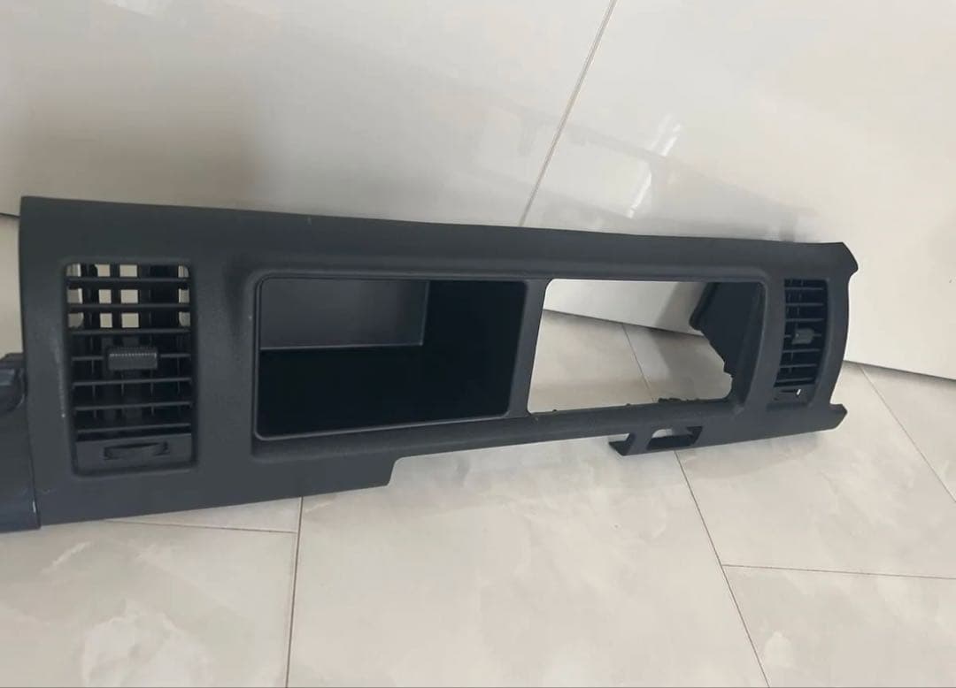 トヨタ純正 200系 ハイエース センターパネル ナビパネル エアコン吹き出し口