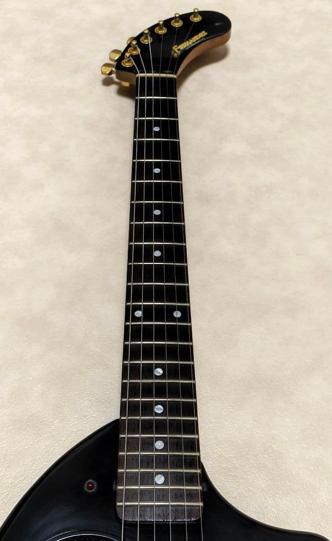 【美品】ZO-3C ブラック アンプ内蔵ミニギター ヘッドフォン端子付 ぞうさん