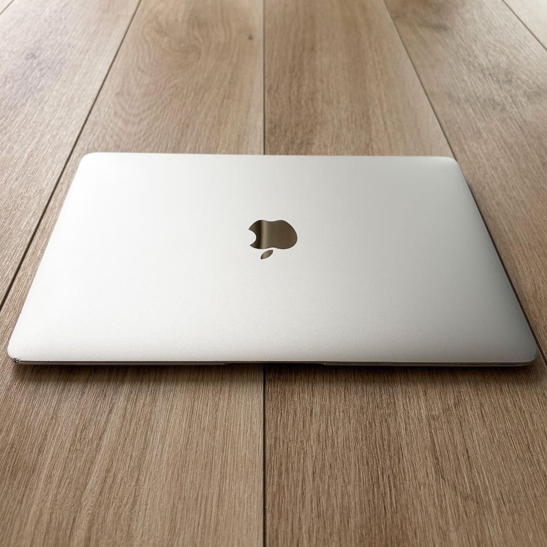 MacBook12 2017 8GB/256GB シルバー