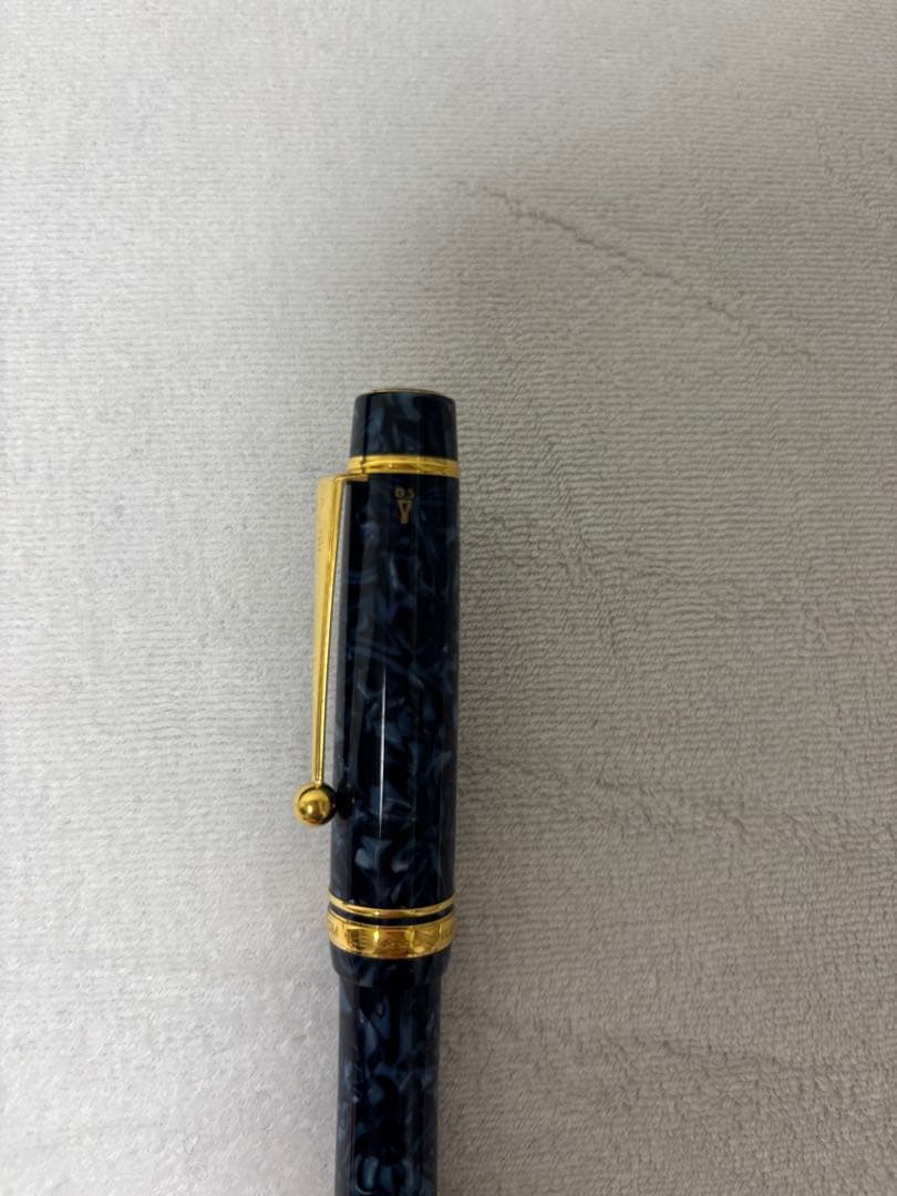 PILOT CUSTOM Legance ボールペン(赤、黒、シャープペンシル)