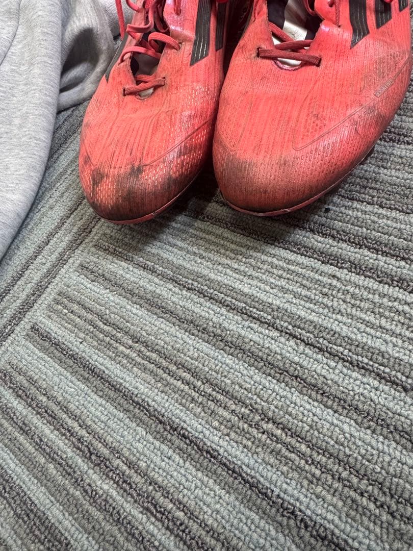 adidasX、F50