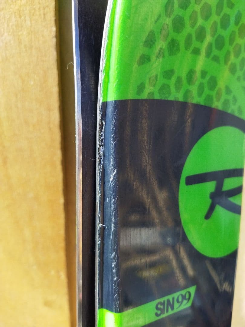 xt23　ROSSIGNOL　ロシニョール　SIN99 ショートスキー　黒