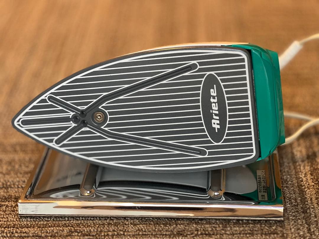 【本格スチーム！】Ariete スチームアイロン　スカンジラックス