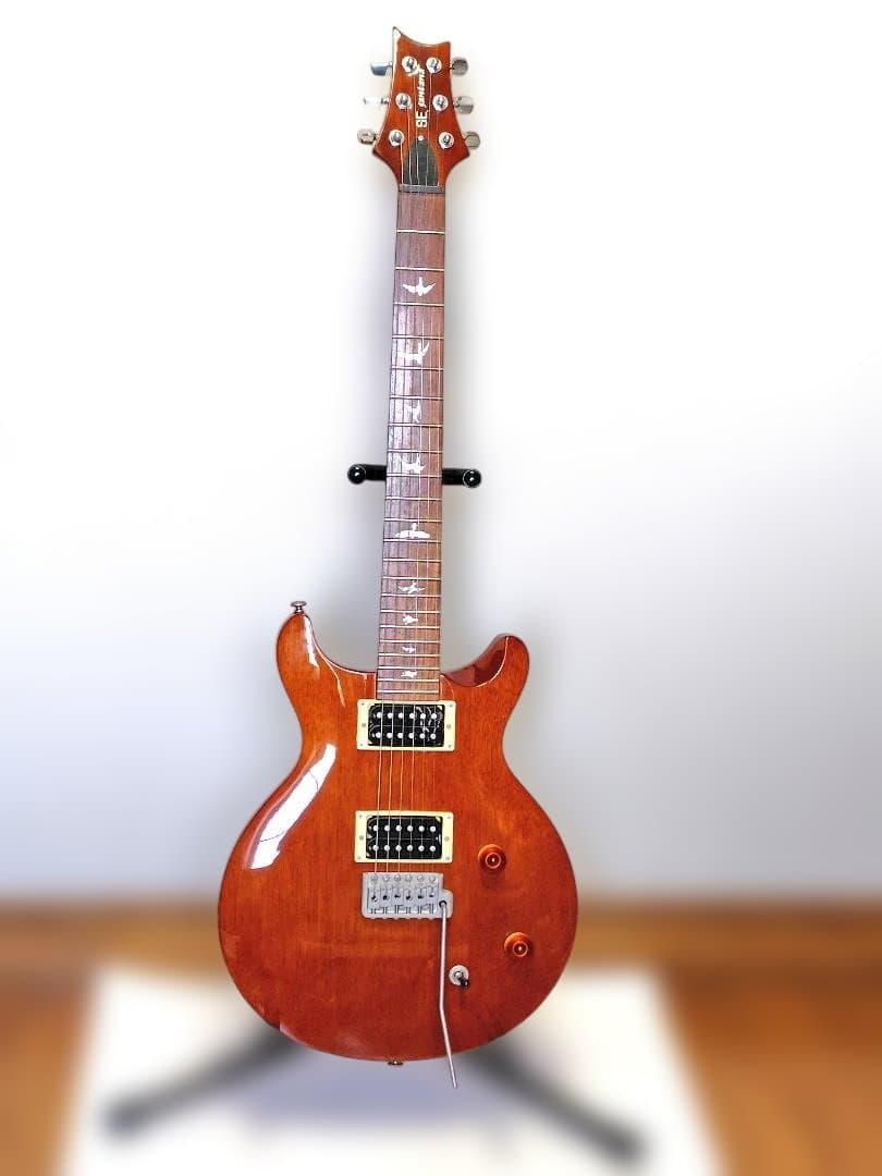エレキ・ギター　PRS Santana