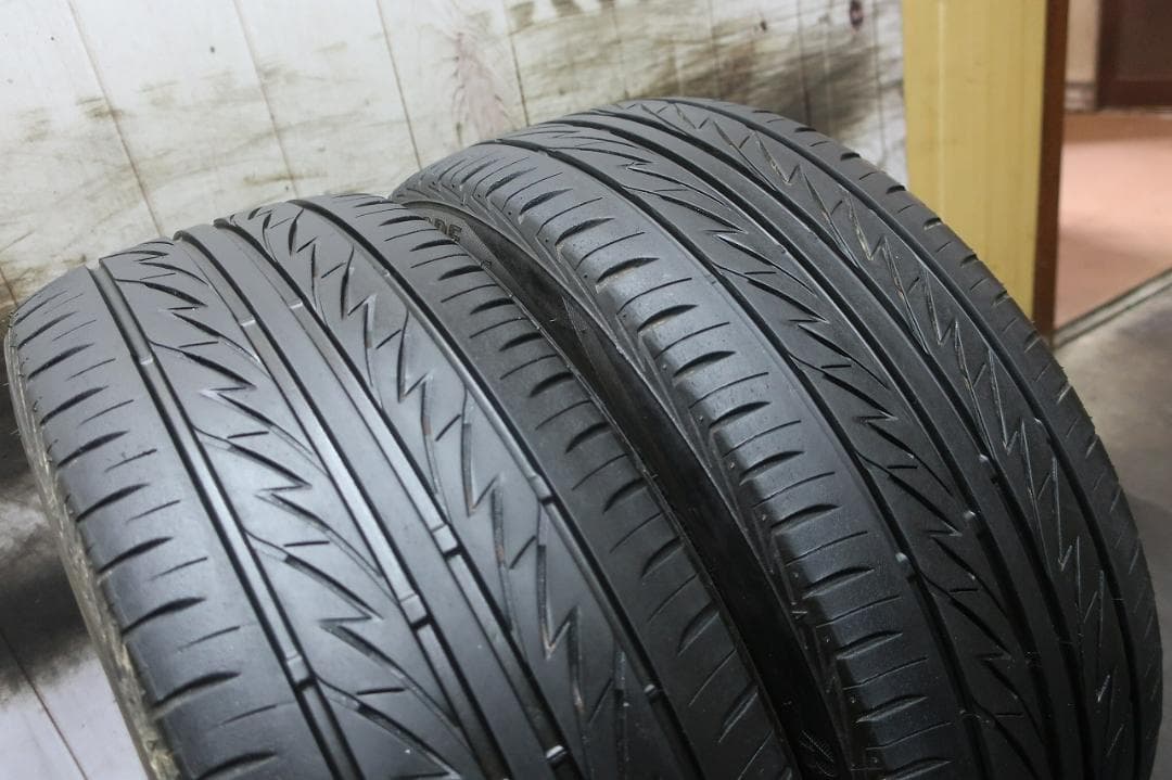 2022年　ブリヂストン　テクノスポーツ　225/45R18　バリ溝80％　2本