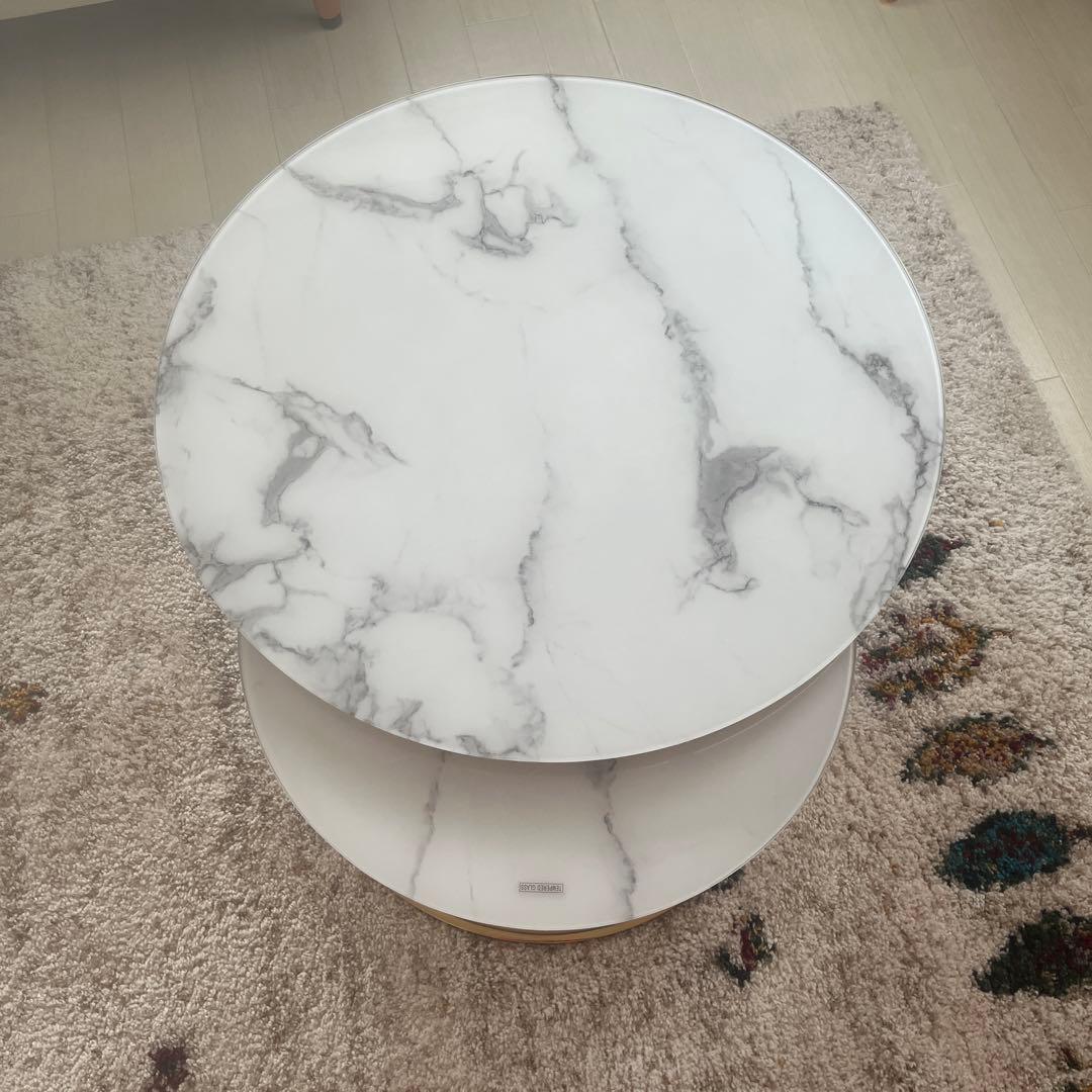 美品！円形大理石調二段テーブル 大理石模様とゴールドの脚ネストコーヒーテーブル