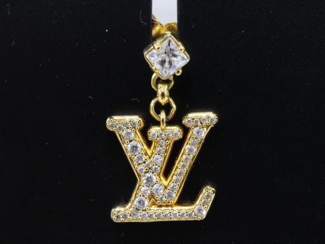 ◇Louis Vuitton ピアス レディLV ロゴピアス M01844