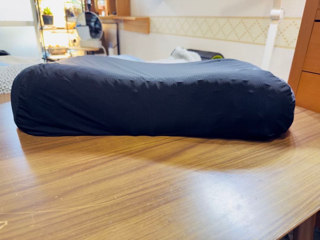 美品★定価2.2万】ヒツジのいらない枕　極柔【最上ビッグモデル】ブラックレーベル