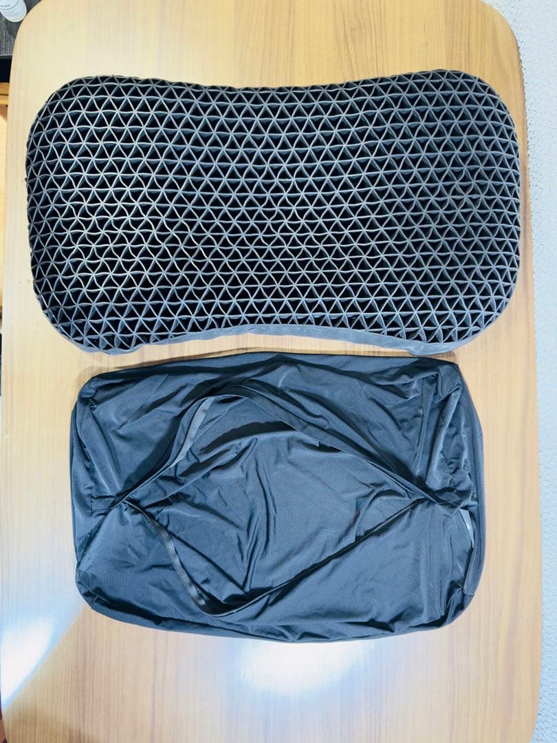 美品★定価2.2万】ヒツジのいらない枕　極柔【最上ビッグモデル】ブラックレーベル