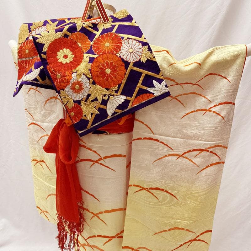 502ag42◎七五三 七歳 女児 セミアンティーク 金彩 着物&袋帯&長襦袢◎
