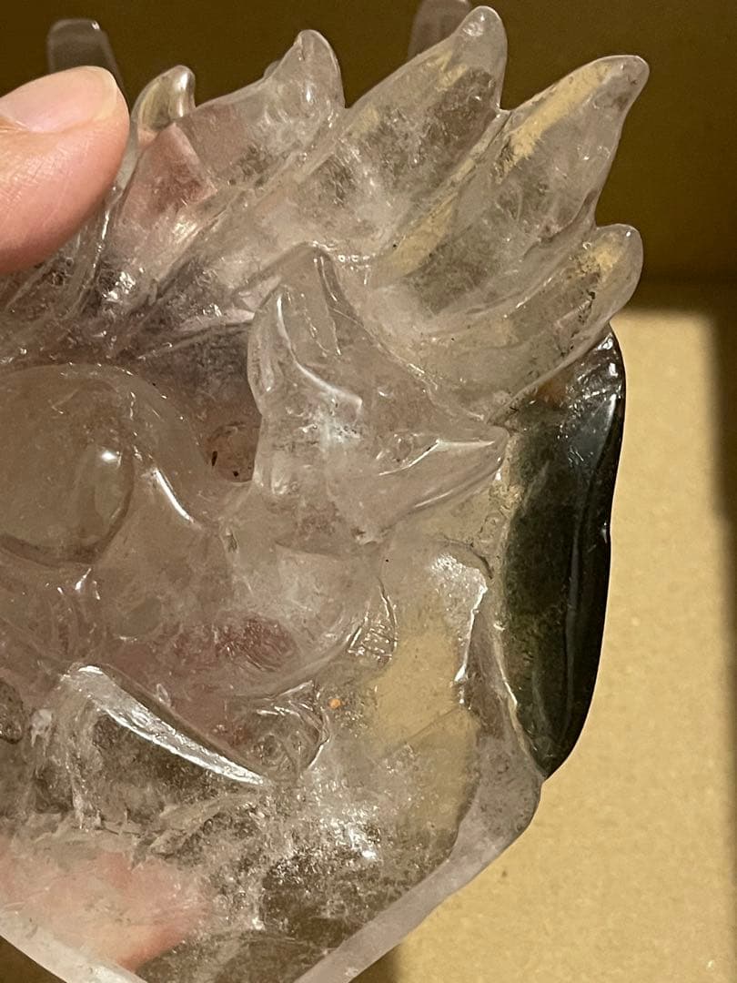 ブラジル産　天然石 トレジャーメノウ瑪瑙と天然石 緑幽霊ファントム水晶手彫り