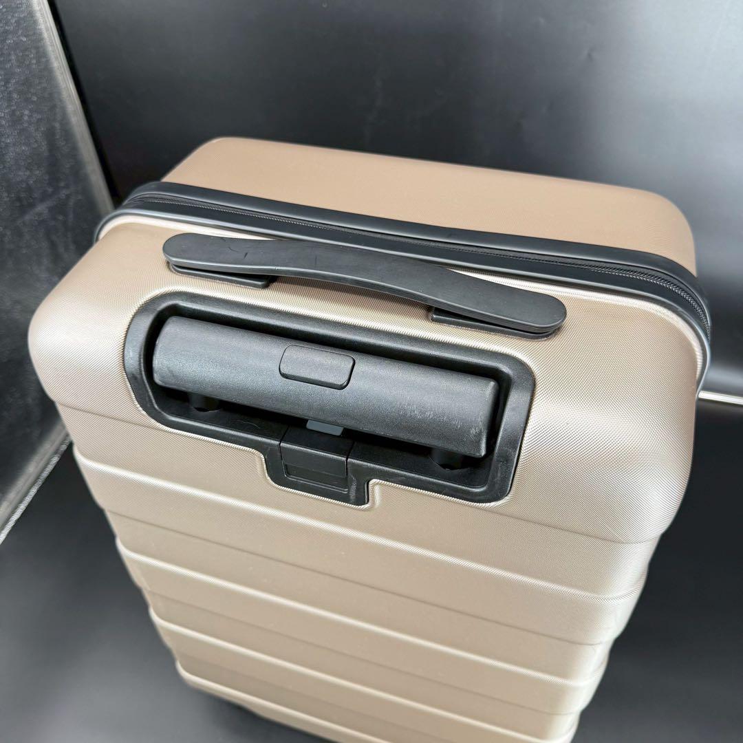 無印良品 MUJI バーを自由に調節できるハードキャリーケース 35L 機内