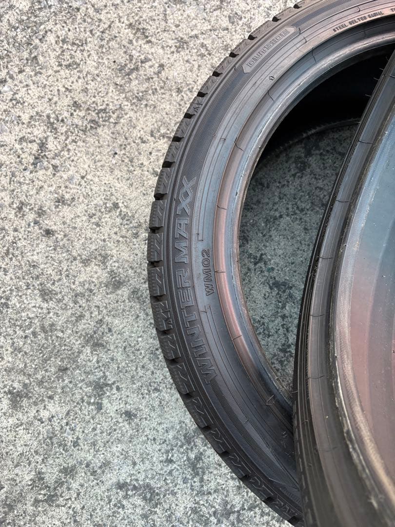 ダンロップ　225/45R18 冬タイヤ2本セットスタッドレス　2022年製造