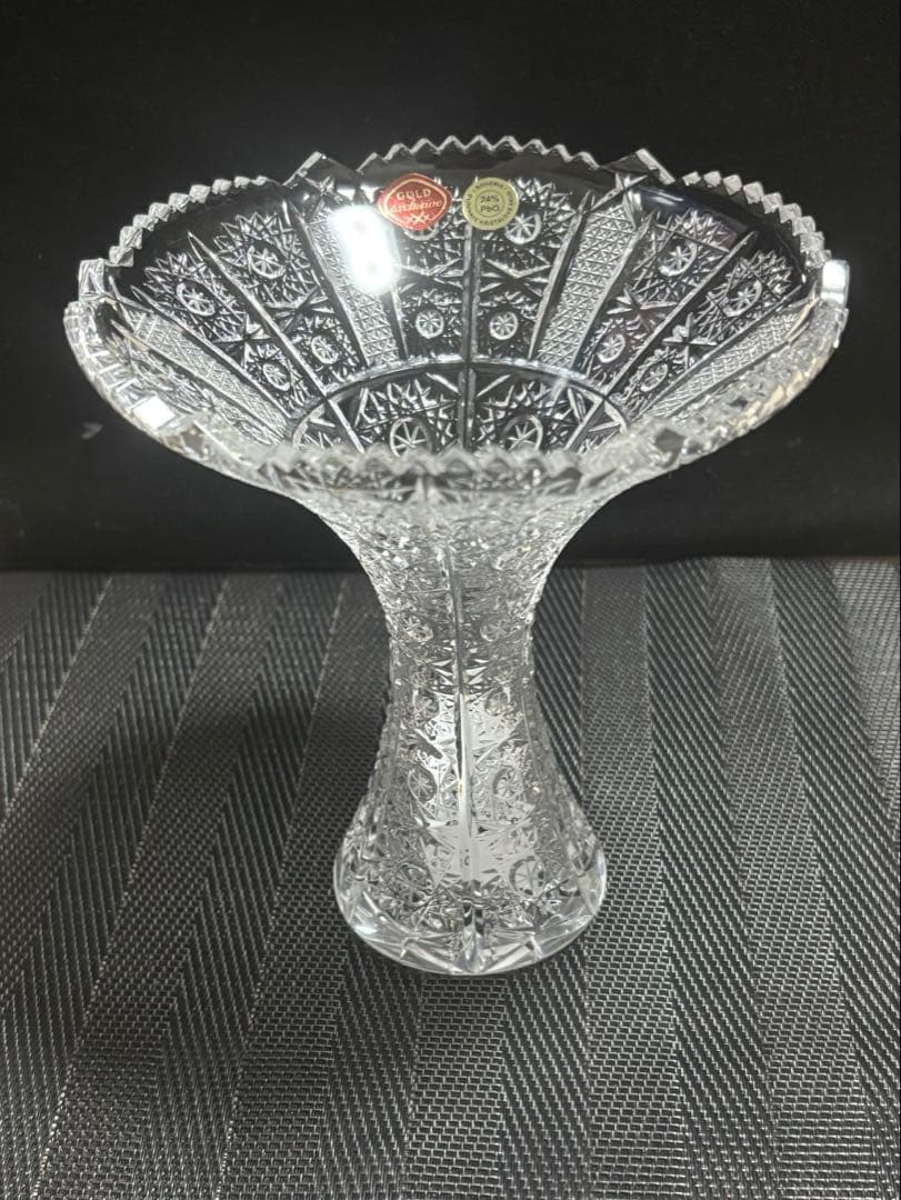 希少　ボヘミアクリスタル　フラワーベース 高さ15cm