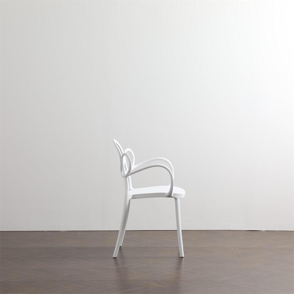 新品　完成品ホワイト アーム付きチェア 2脚セット椅子・チェア　ダイニングチェア