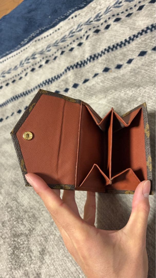 Louis Vuitton モノグラム ポルトフォイユヴィクトリーヌ三つ折り財布