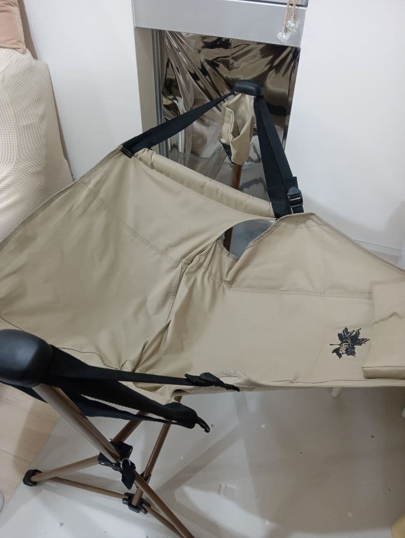 室内使用のみLOGOSゆらゆらハンモックチェア　キャンプアウトドア紅葉に