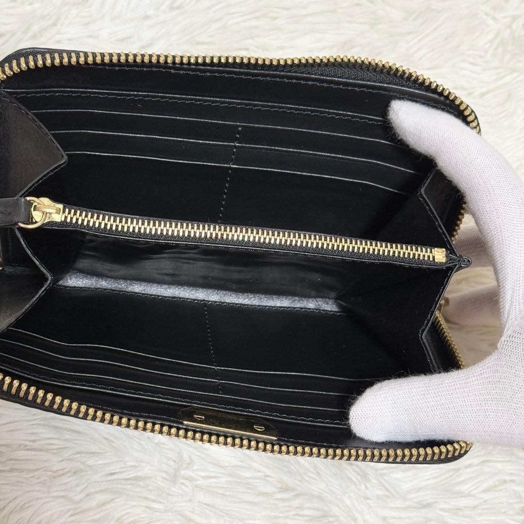 【希少】バーバリー　クロコ型押し　ゴールド金具　長財布　ラウンドファスナー