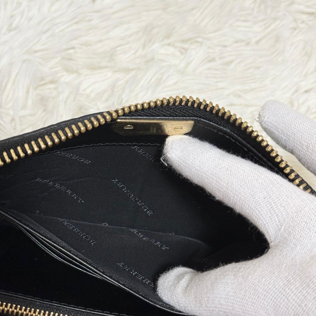 【希少】バーバリー　クロコ型押し　ゴールド金具　長財布　ラウンドファスナー