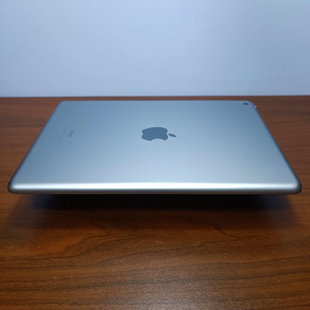 (美品) iPad 9.7 第6世代 WiFi 32GB キーボード付き