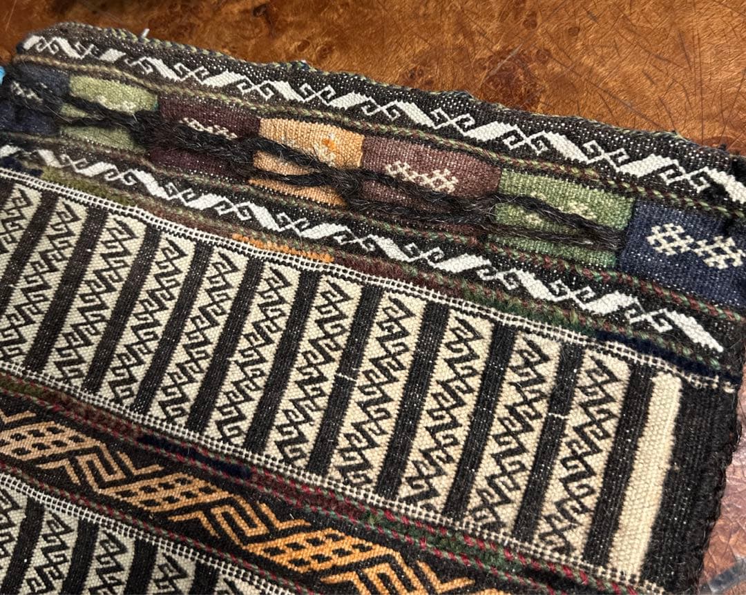 とても古い ホリジンバッグ　ヴィンテージ アンティークキリム トライブルラグ