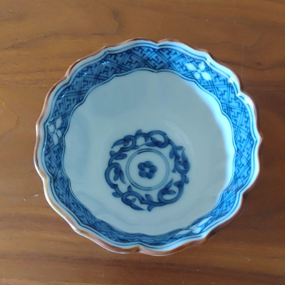 有田焼　丸紋小鉢　花丸紋小鉢　器　小付　迎春用品　翔山窯　波佐見焼