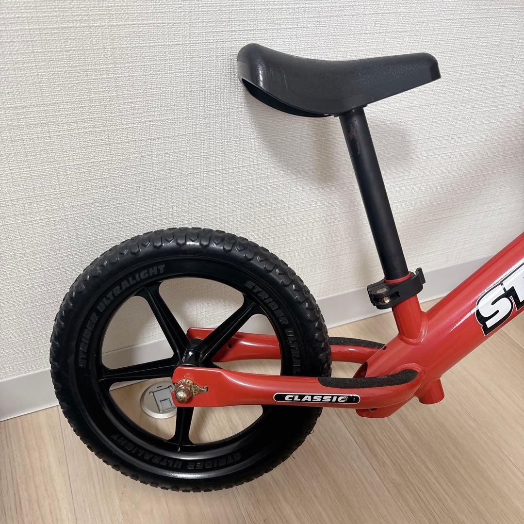 STRIDER ストライダー　バランスバイク クラシック　12インチ レッド
