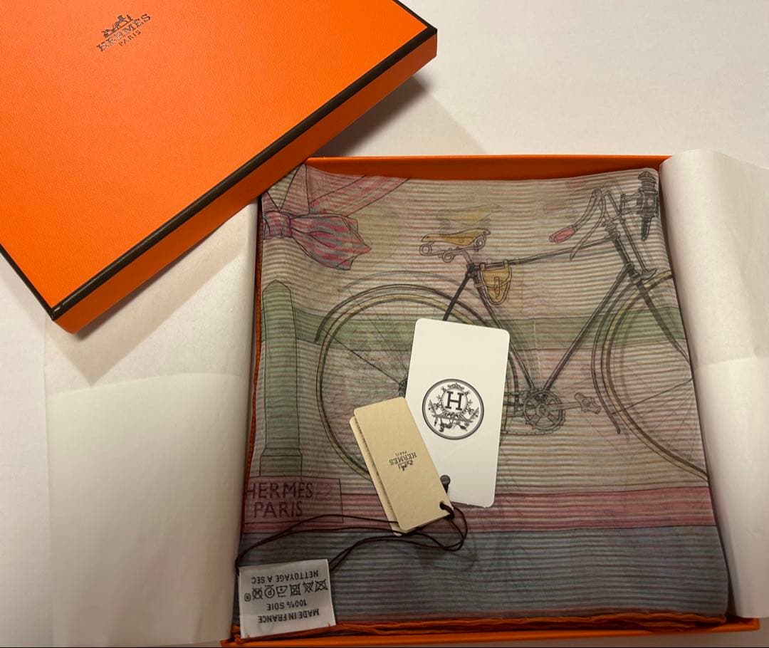 HERMES LES BECANES 自転車シルクスカーフ 70センチ 未使用