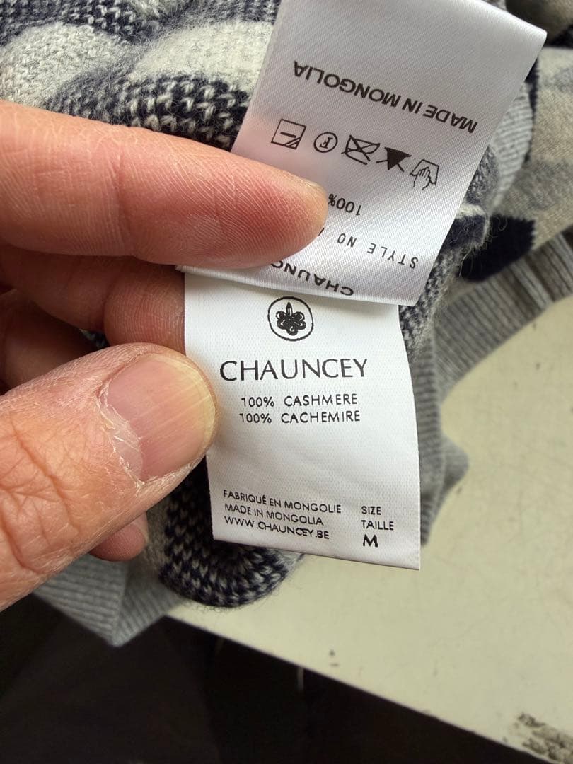 CHAUNCEY カシミヤキューブジャガードカーディガン M