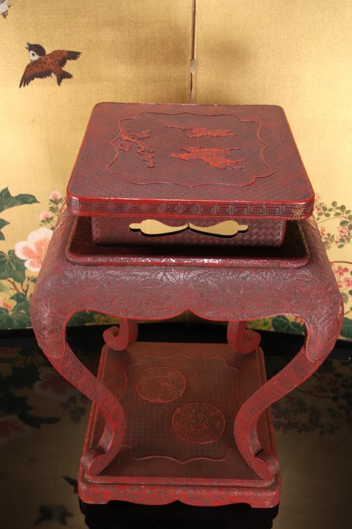 EE020　中国古玩 唐物 花唐草彫文 堆朱 高卓 花台 飾台 香炉台 45cm