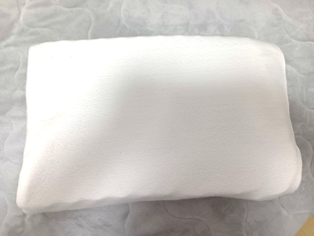 ヒツジのいらない枕　至極 枕カバー付き