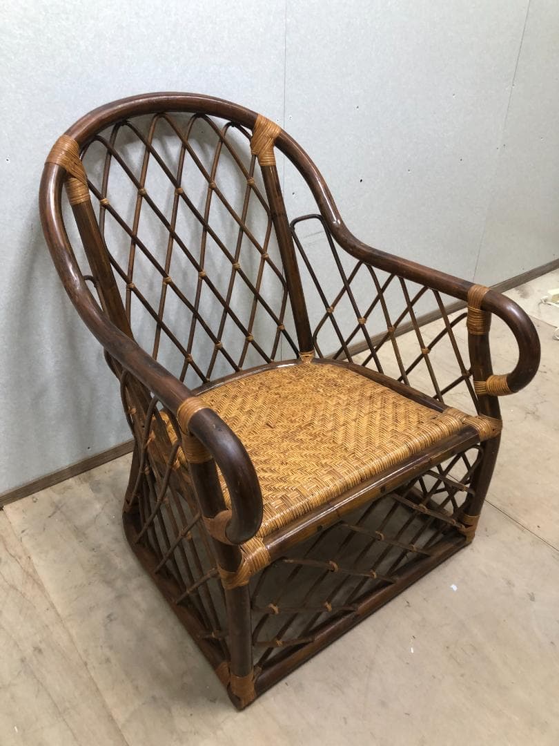 古家具 　籐ラタンフレーム アームチェア ラタンチェア 椅子 イス　250226