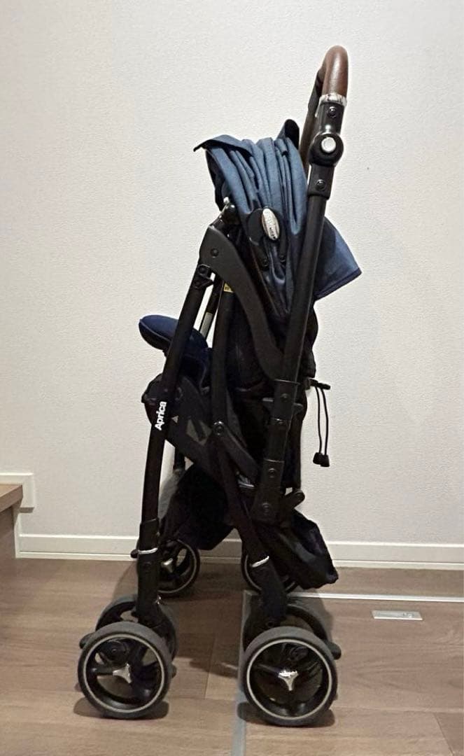 ※土日限定値下※Aprica ベビーカー ラクーナビッテクッション アカホン限定