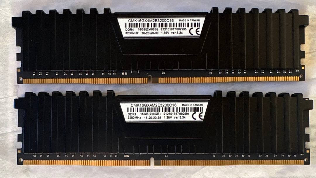 Corsair Vengeance LPX DDR4 3200MHz 2枚セット