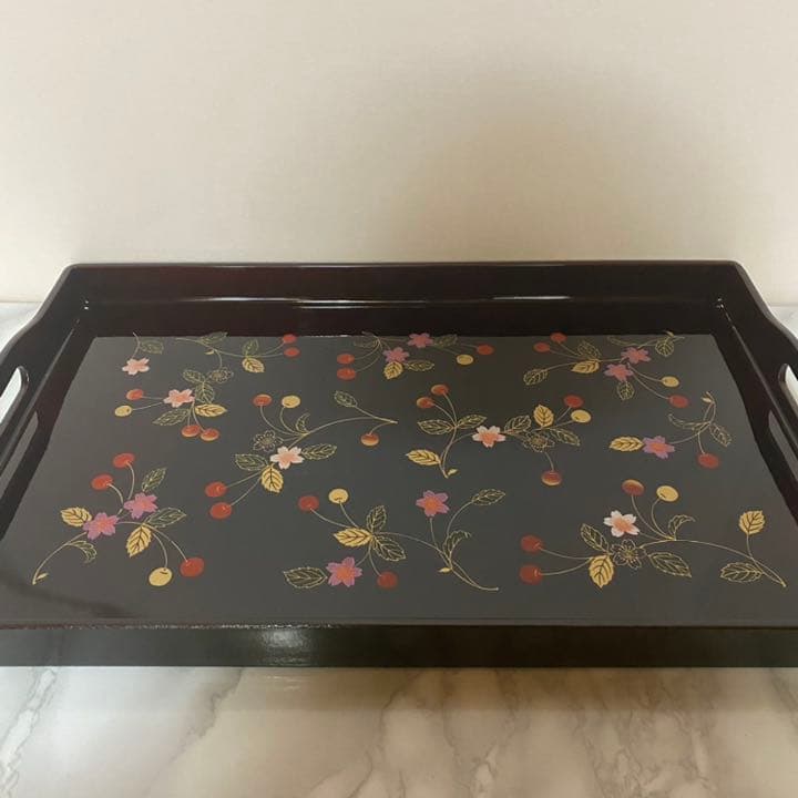 お盆　漆器　さくらんぼ　桜　チェリー