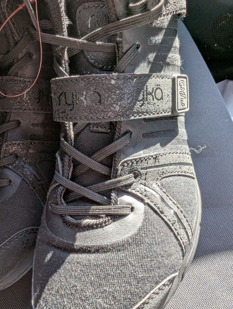 ライカrykaダンスシューズ テナシティー TENACITY E1270M